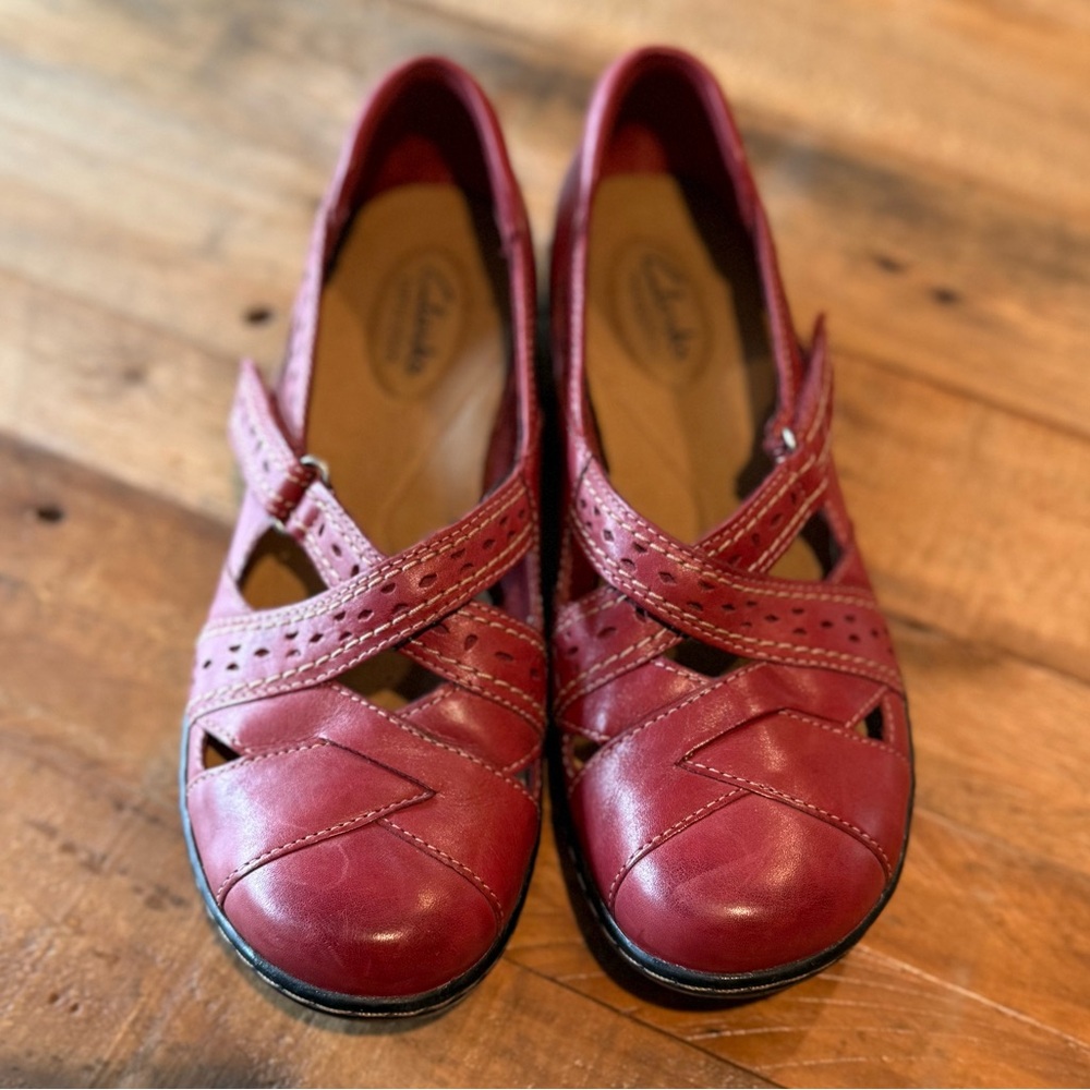 Clarks Casual shoe
Women size 8
